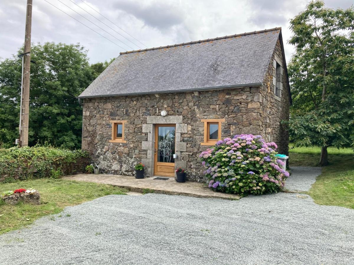 Petite Maison De Campagne Plouec-du-Trieux Exterior foto